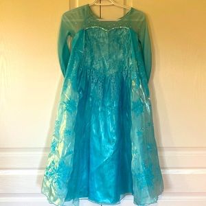 Elsa costume size 8